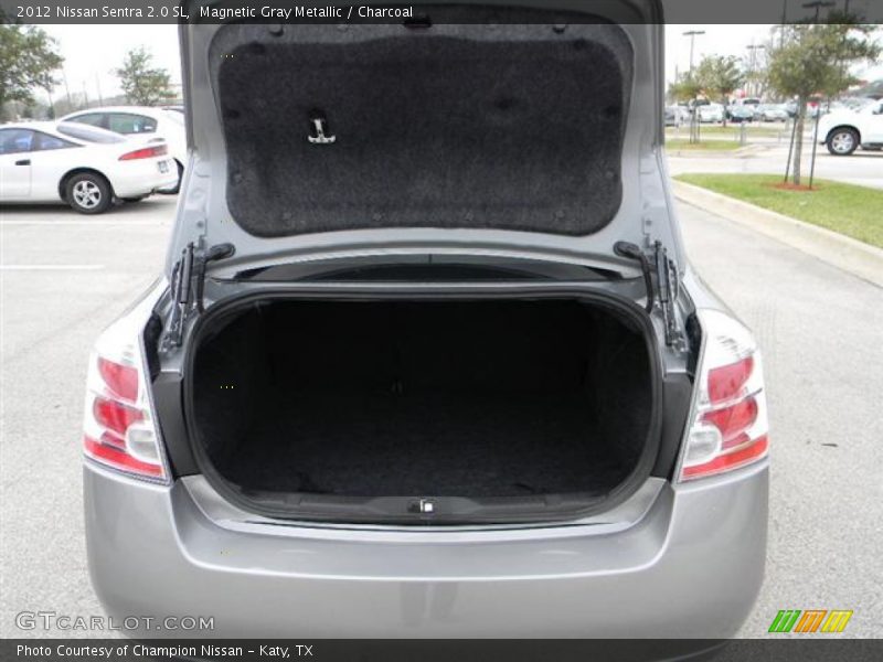 Magnetic Gray Metallic / Charcoal 2012 Nissan Sentra 2.0 SL