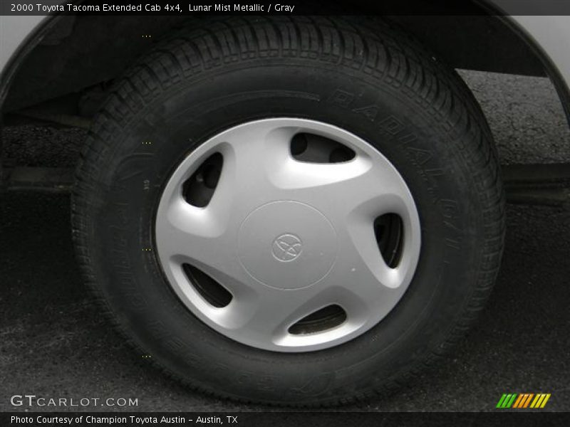 Lunar Mist Metallic / Gray 2000 Toyota Tacoma Extended Cab 4x4
