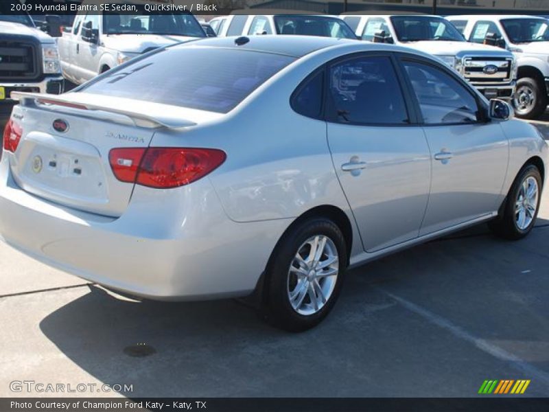 Quicksilver / Black 2009 Hyundai Elantra SE Sedan