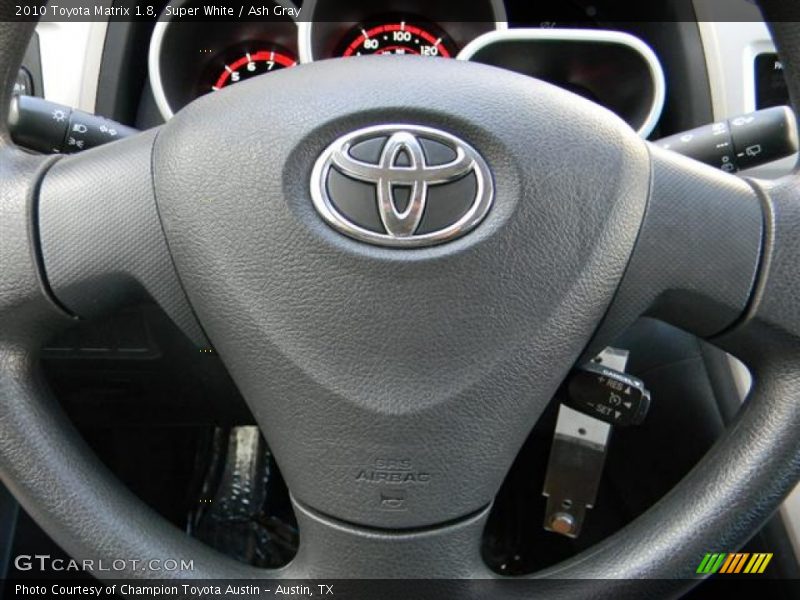 Super White / Ash Gray 2010 Toyota Matrix 1.8