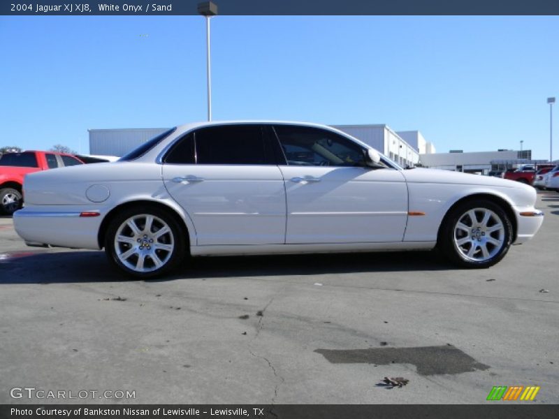 White Onyx / Sand 2004 Jaguar XJ XJ8
