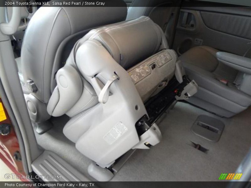 Salsa Red Pearl / Stone Gray 2004 Toyota Sienna XLE