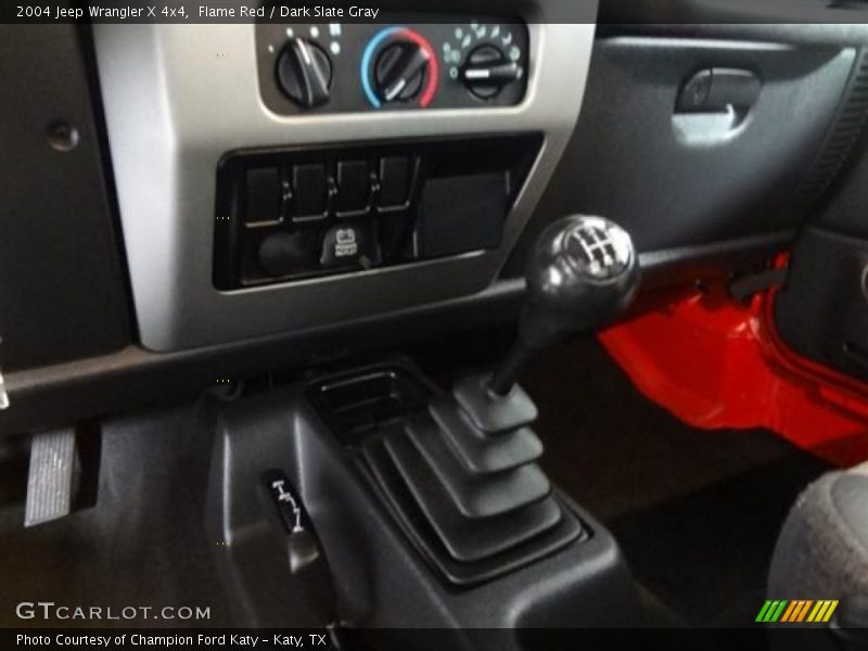 Flame Red / Dark Slate Gray 2004 Jeep Wrangler X 4x4