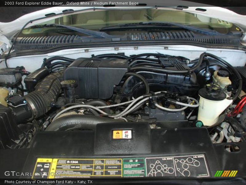 Oxford White / Medium Parchment Beige 2003 Ford Explorer Eddie Bauer