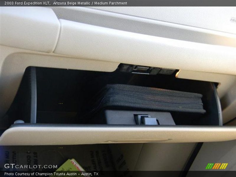 Arizona Beige Metallic / Medium Parchment 2003 Ford Expedition XLT