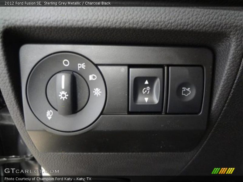 Sterling Grey Metallic / Charcoal Black 2012 Ford Fusion SE