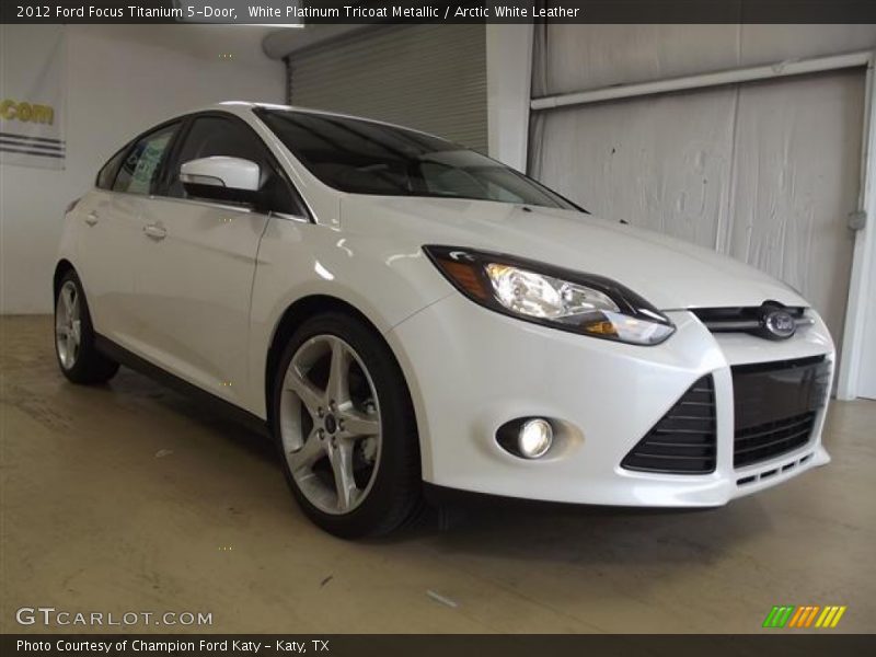 White Platinum Tricoat Metallic / Arctic White Leather 2012 Ford Focus Titanium 5-Door