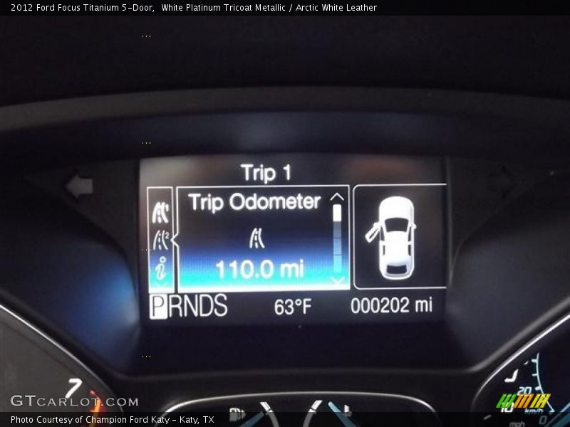 White Platinum Tricoat Metallic / Arctic White Leather 2012 Ford Focus Titanium 5-Door
