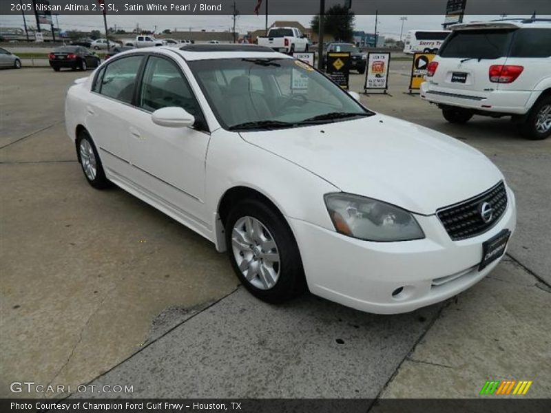 Satin White Pearl / Blond 2005 Nissan Altima 2.5 SL
