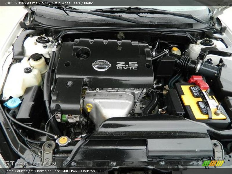 Satin White Pearl / Blond 2005 Nissan Altima 2.5 SL