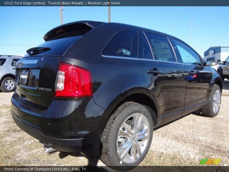 Tuxedo Black Metallic / Medium Light Stone 2012 Ford Edge Limited
