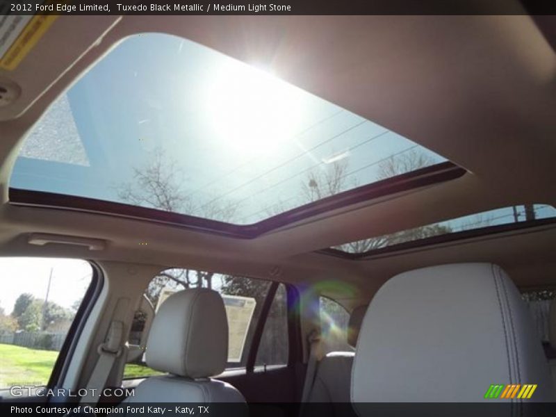 Tuxedo Black Metallic / Medium Light Stone 2012 Ford Edge Limited