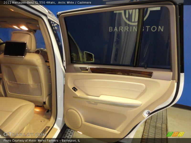 Arctic White / Cashmere 2011 Mercedes-Benz GL 550 4Matic