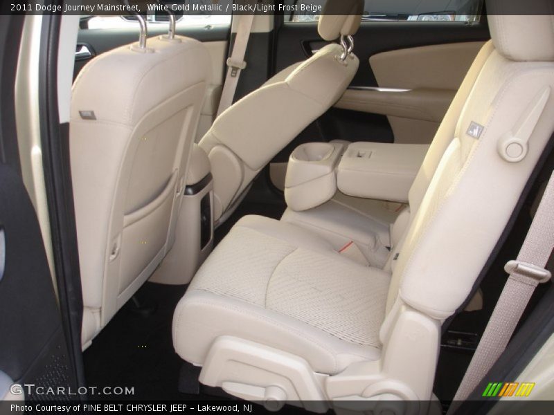 White Gold Metallic / Black/Light Frost Beige 2011 Dodge Journey Mainstreet