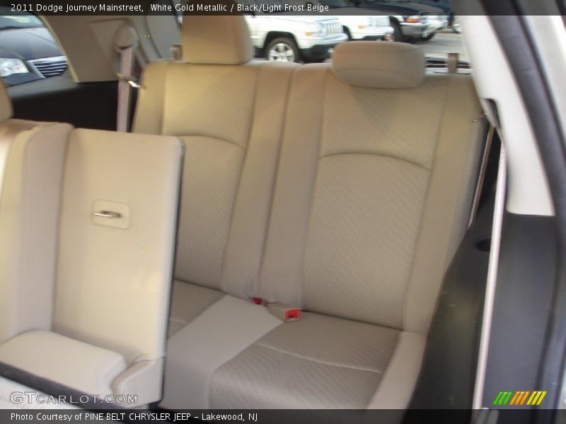 White Gold Metallic / Black/Light Frost Beige 2011 Dodge Journey Mainstreet