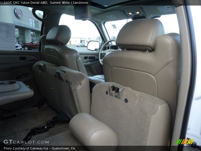 Summit White / Sandstone 2006 GMC Yukon Denali AWD