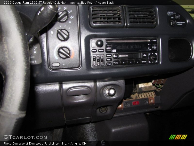 Intense Blue Pearl / Agate Black 1999 Dodge Ram 1500 ST Regular Cab 4x4