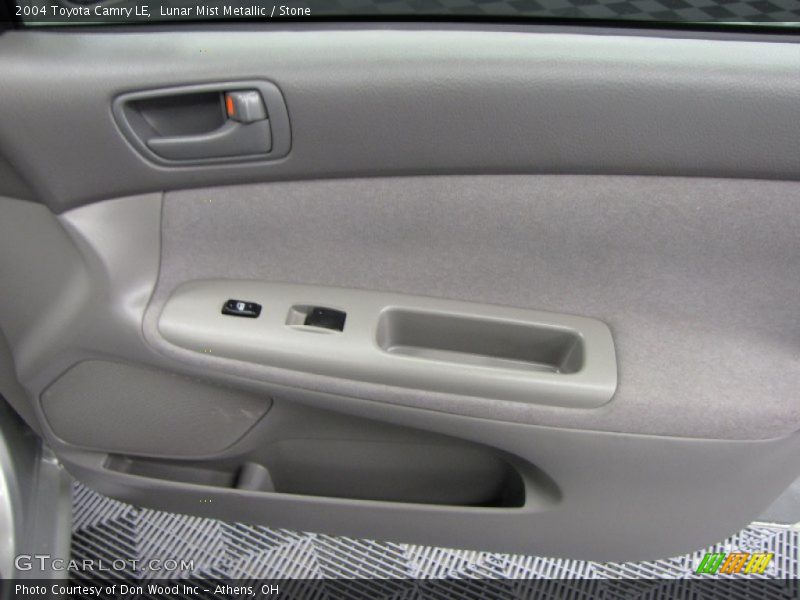 Lunar Mist Metallic / Stone 2004 Toyota Camry LE