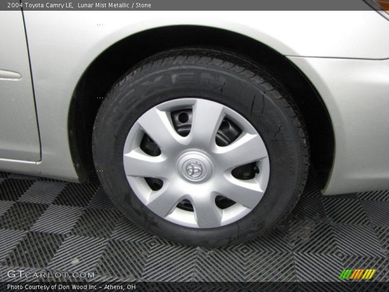 Lunar Mist Metallic / Stone 2004 Toyota Camry LE