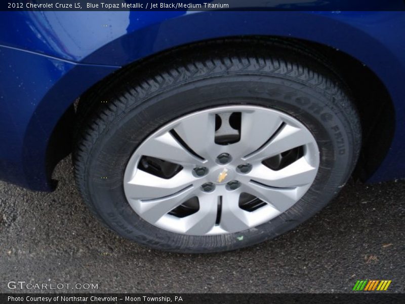 Blue Topaz Metallic / Jet Black/Medium Titanium 2012 Chevrolet Cruze LS