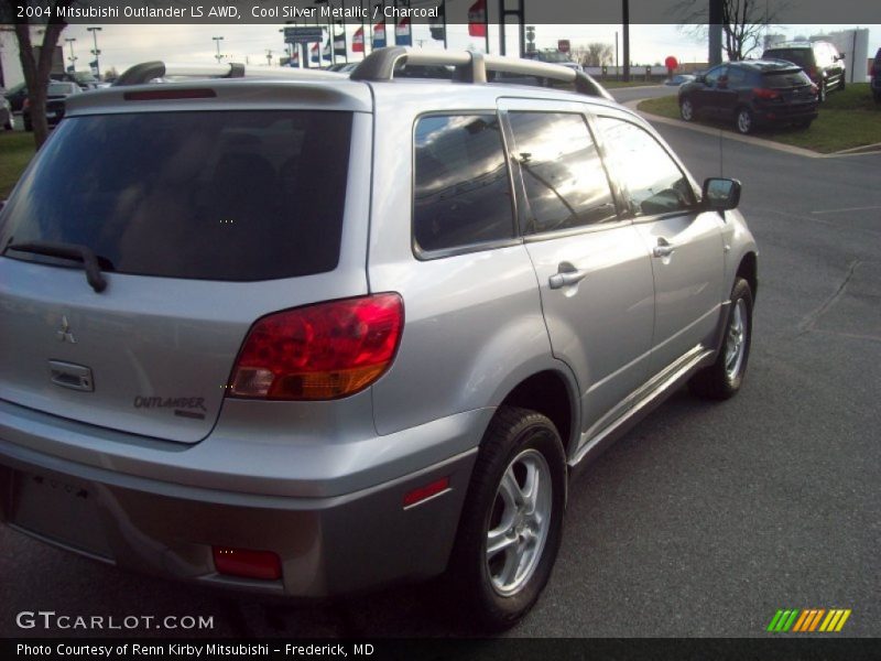 Cool Silver Metallic / Charcoal 2004 Mitsubishi Outlander LS AWD