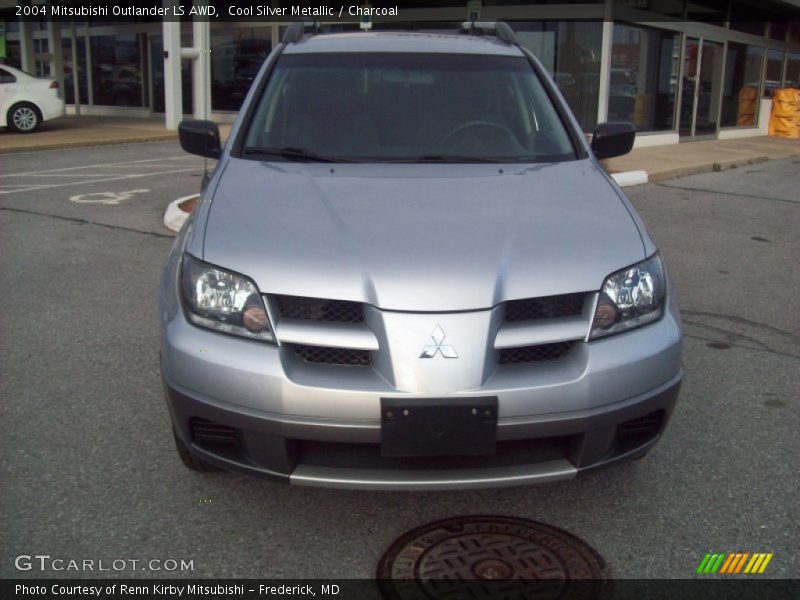 Cool Silver Metallic / Charcoal 2004 Mitsubishi Outlander LS AWD