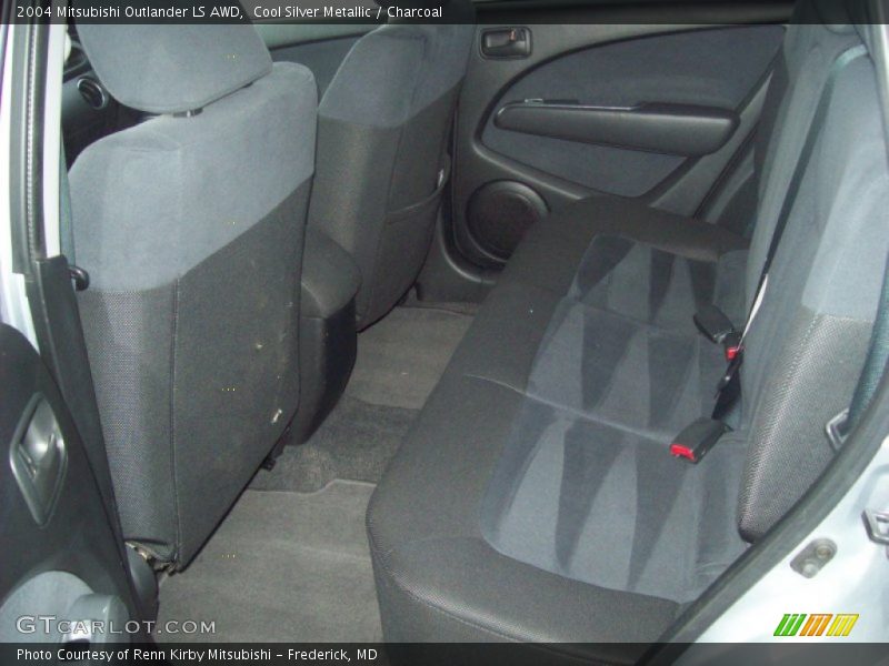 Cool Silver Metallic / Charcoal 2004 Mitsubishi Outlander LS AWD