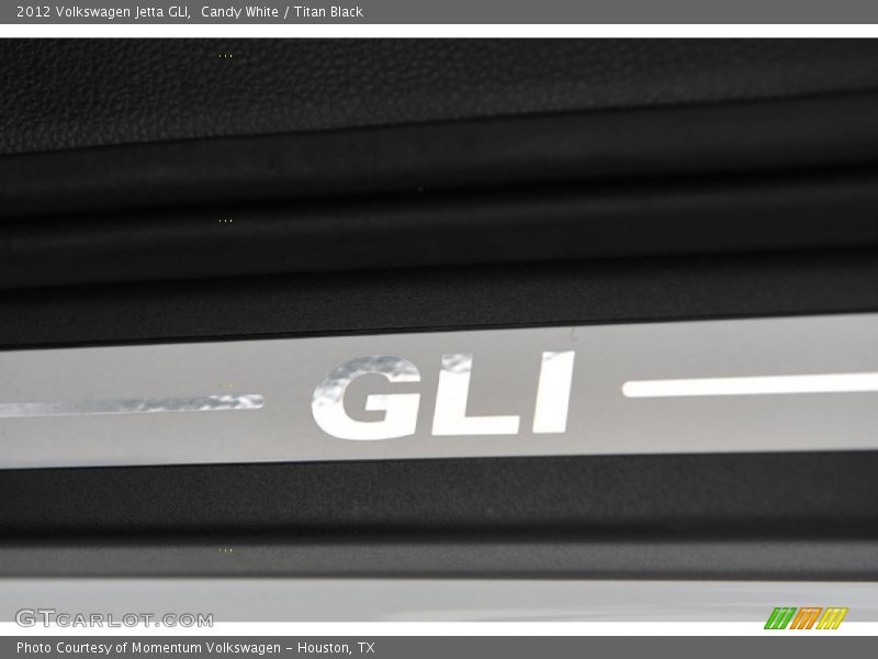 Candy White / Titan Black 2012 Volkswagen Jetta GLI