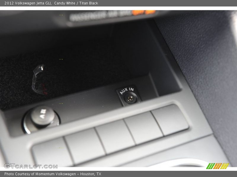 Candy White / Titan Black 2012 Volkswagen Jetta GLI