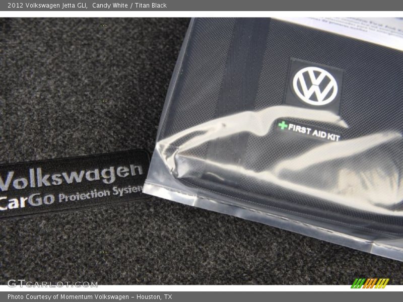 Candy White / Titan Black 2012 Volkswagen Jetta GLI