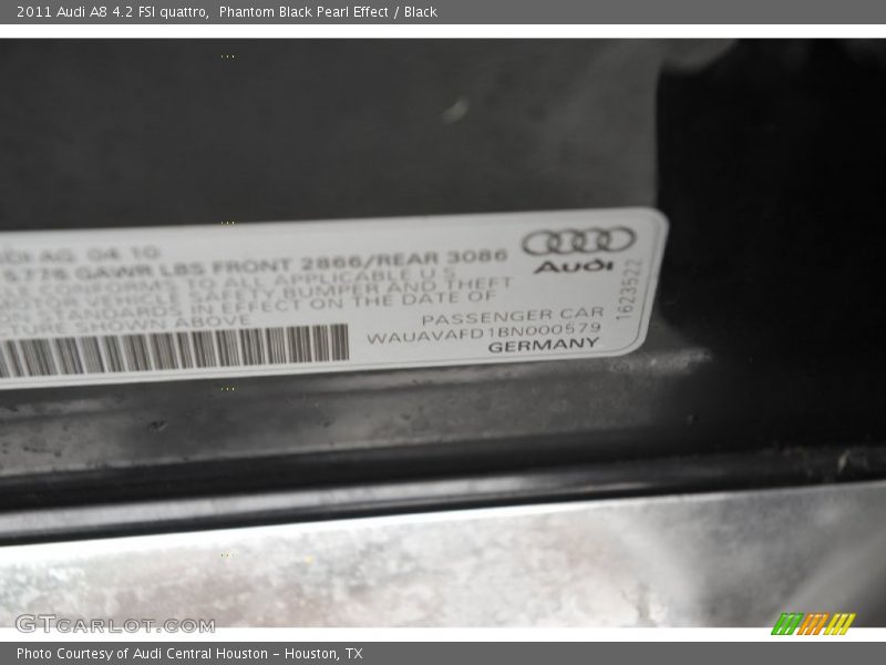 Phantom Black Pearl Effect / Black 2011 Audi A8 4.2 FSI quattro