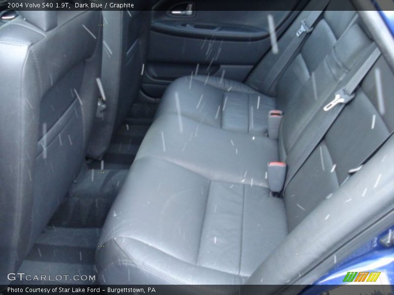  2004 S40 1.9T Graphite Interior