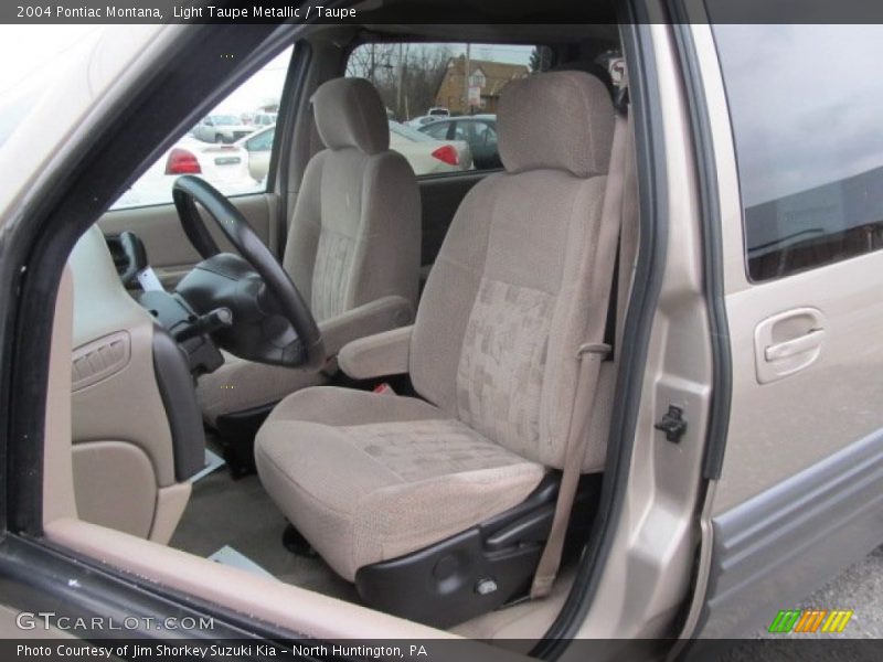  2004 Montana  Taupe Interior