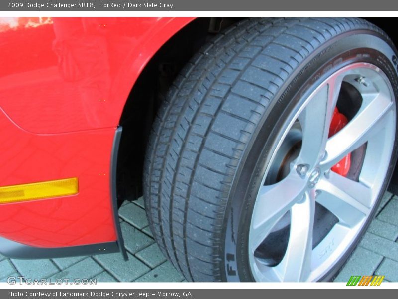 TorRed / Dark Slate Gray 2009 Dodge Challenger SRT8