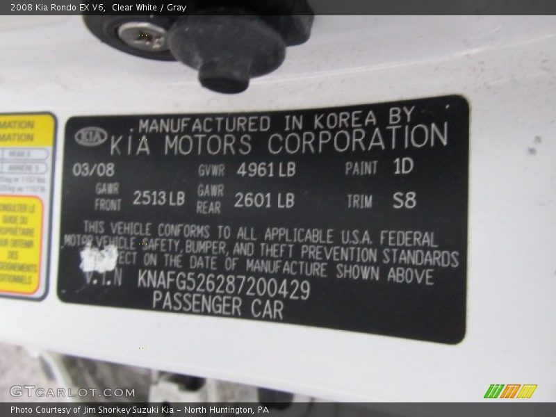 Clear White / Gray 2008 Kia Rondo EX V6