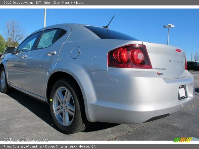 Bright Silver Metallic / Black 2012 Dodge Avenger SXT