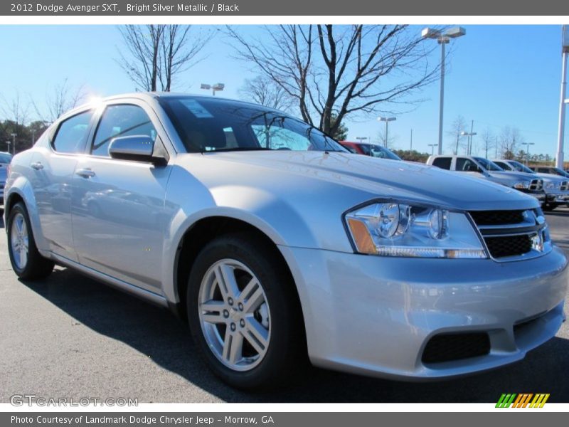 Bright Silver Metallic / Black 2012 Dodge Avenger SXT
