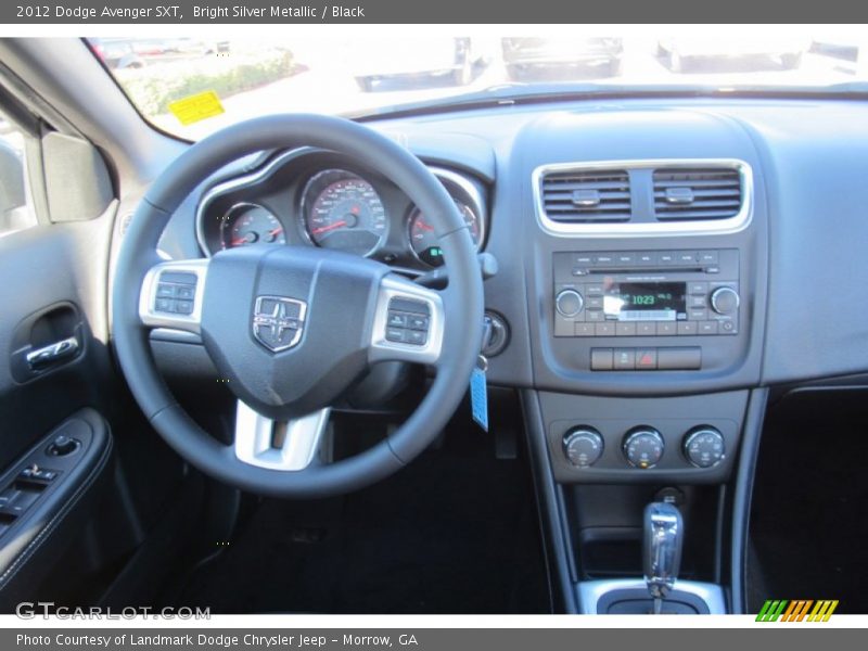 Bright Silver Metallic / Black 2012 Dodge Avenger SXT