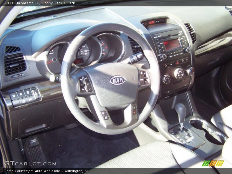 Ebony Black / Black 2011 Kia Sorento LX