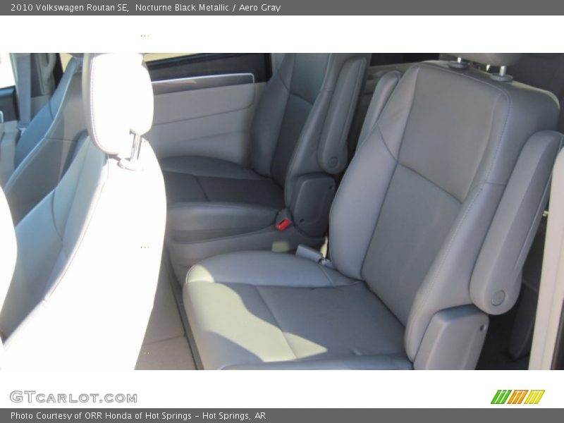 Nocturne Black Metallic / Aero Gray 2010 Volkswagen Routan SE