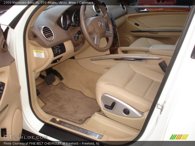 Arctic White / Cashmere 2009 Mercedes-Benz ML 350 4Matic
