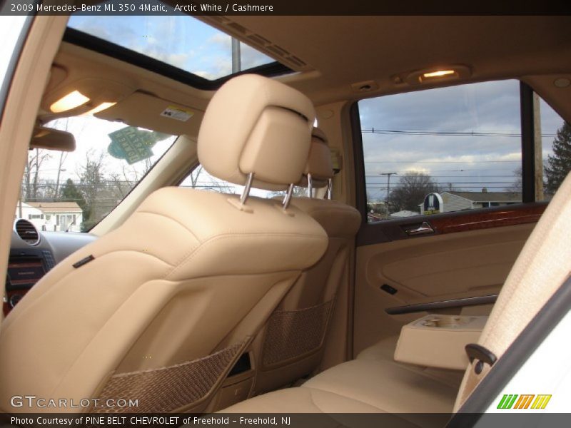 Arctic White / Cashmere 2009 Mercedes-Benz ML 350 4Matic