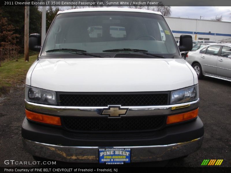 Summit White / Medium Pewter 2011 Chevrolet Express LT 3500 Extended Passenger Van