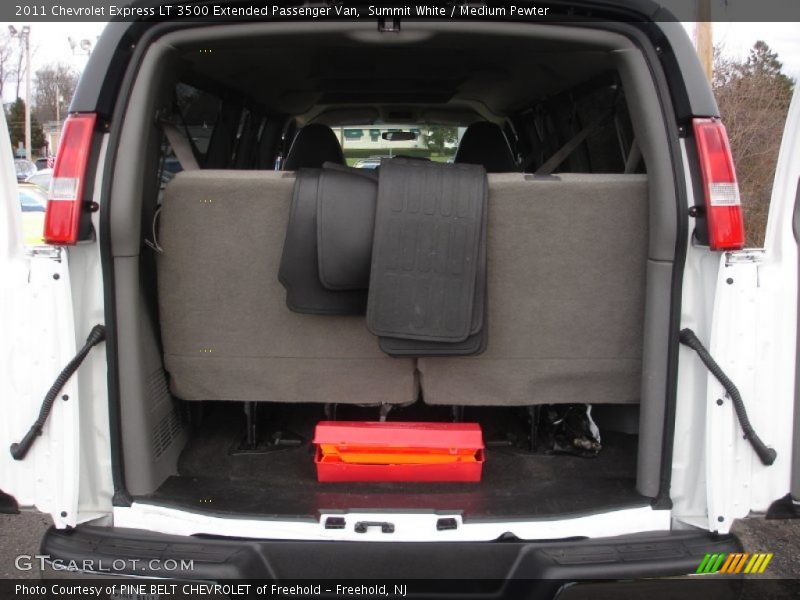 Summit White / Medium Pewter 2011 Chevrolet Express LT 3500 Extended Passenger Van