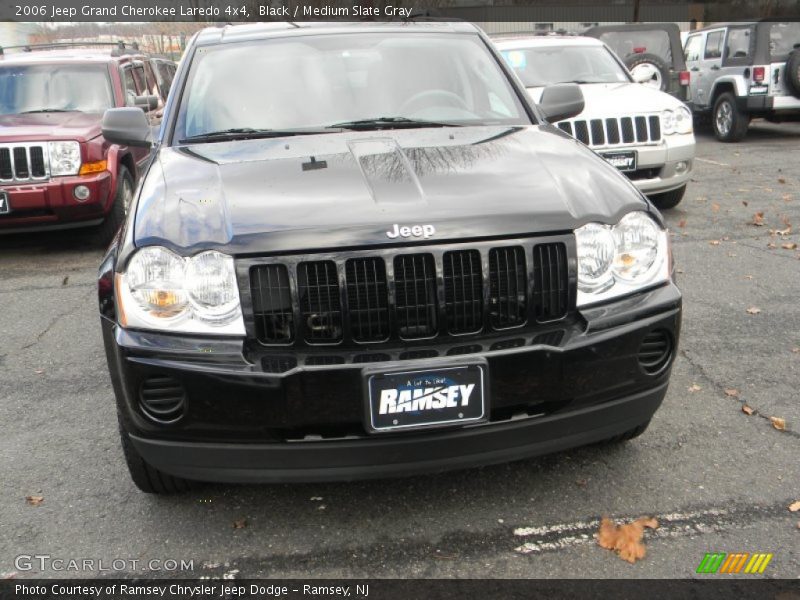 Black / Medium Slate Gray 2006 Jeep Grand Cherokee Laredo 4x4