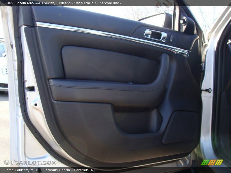 Brilliant Silver Metallic / Charcoal Black 2009 Lincoln MKS AWD Sedan
