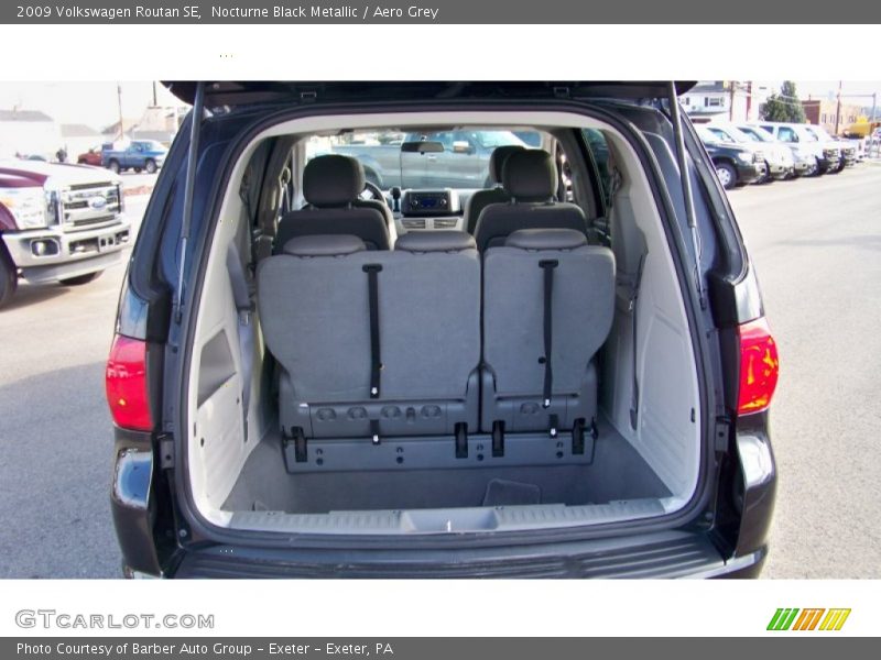 Nocturne Black Metallic / Aero Grey 2009 Volkswagen Routan SE