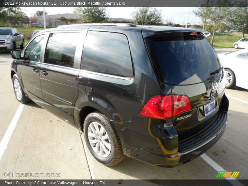 Nocturne Black Metallic / Sierra Sand 2012 Volkswagen Routan SE