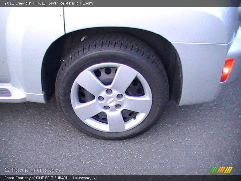Silver Ice Metallic / Ebony 2011 Chevrolet HHR LS