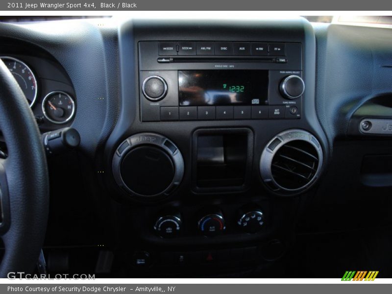 Black / Black 2011 Jeep Wrangler Sport 4x4